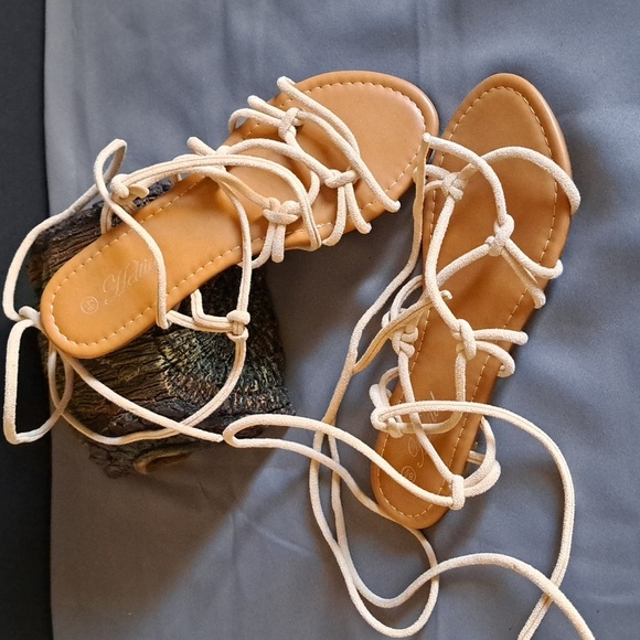 Heltid Gladiator Sandals Women's 8.5 Tan Rope Ties - Picture 1 of 4